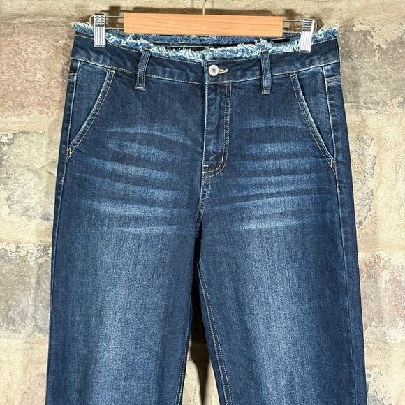 Kancan Makayla‎ Ultra High Rise Flare Wide Leg Jeans Size 26 /5 Dark Wash Raw - Picture 2 of 13